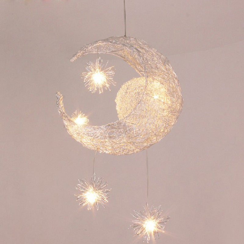 Aluminum Star & Moon Chandelier - Warm Lighting - Elevè Decor