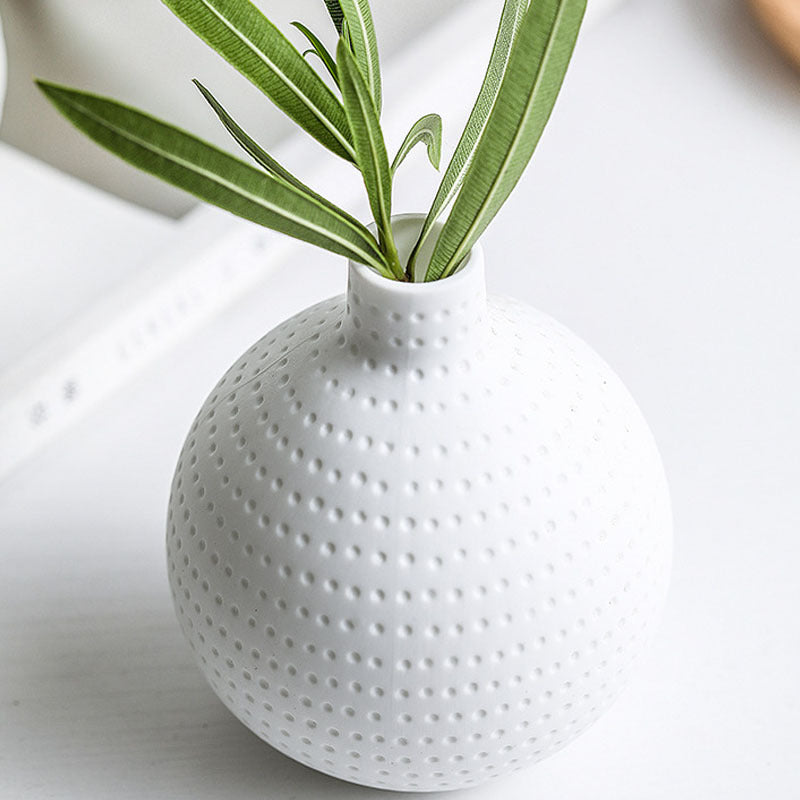 Modern Minimalist Ceramic Vase - Elevè Decor